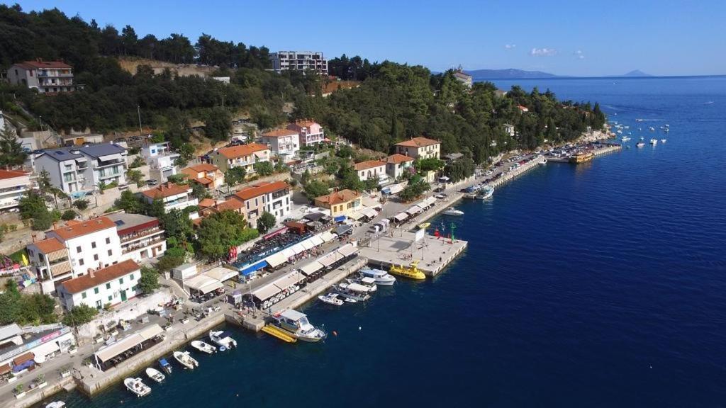 Apartments Villa Adria Rabac Bagian luar foto
