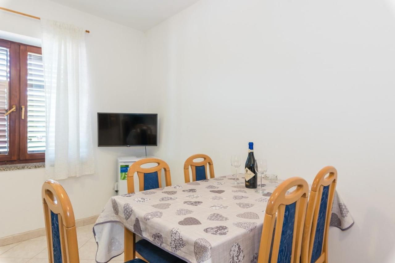 Apartments Villa Adria Rabac Ruang foto