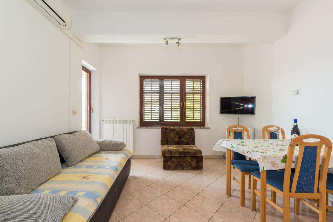 Apartments Villa Adria Rabac Ruang foto